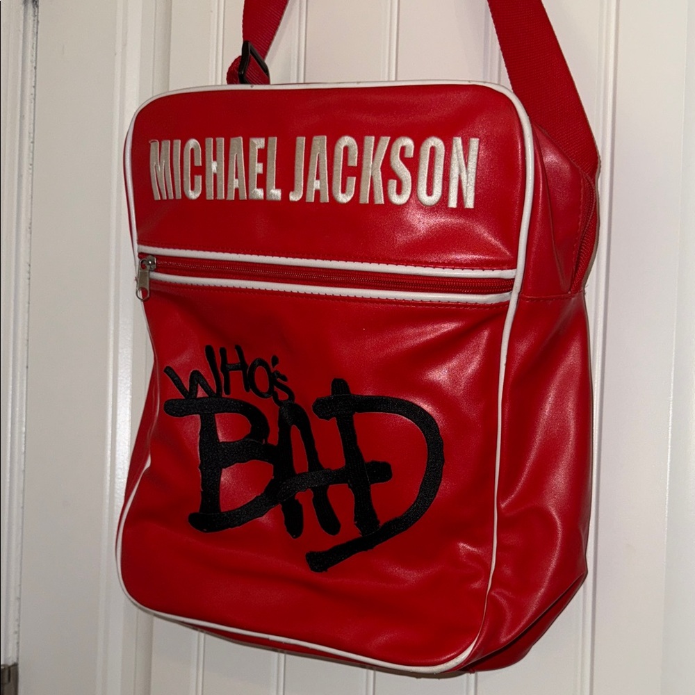 Michael Jackson Memorabilia Who's Bad Bag Red Vinyl Official Product BRAVADO - Picture 12 of 13